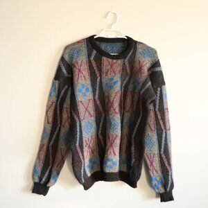 Vintage Men's Medium Multicolored Patterened Knit Crewneck Long Sleeve Sweater